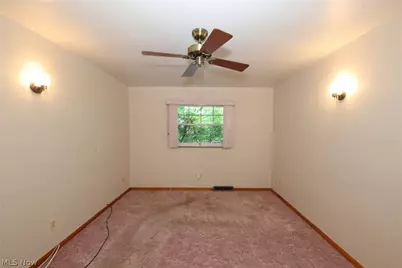 136 Marie Ave., Weirton, WV 26062 - Photo 18