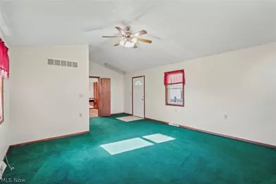 5635 Yorktown Lane, Austintown, OH 44515 - Photo 40
