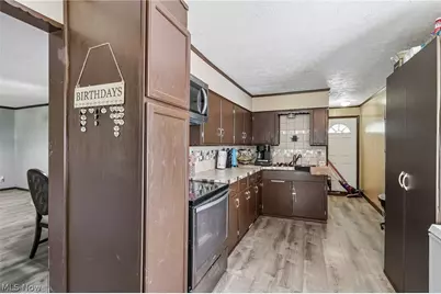 912 Maplewood Avenue, Painesville Twp, OH 44077 - Photo 22