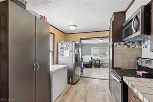 912 Maplewood Ave, Painesville Twp, OH 44077 - Photo 18