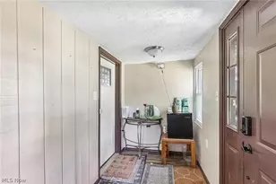 912 Maplewood Ave, Painesville Twp, OH 44077 - Photo 6