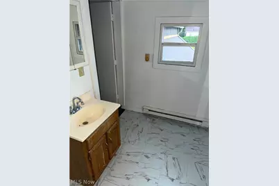 130 Ira Avenue, Akron, OH 44301 - Photo 10