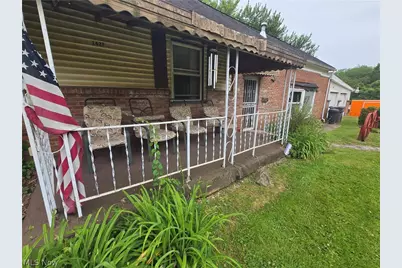 1427 Hawn Street, Youngstown, OH 44506 - Photo 4