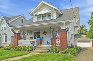 915 Clarendon Ave NW, Canton, OH 44708 - Photo 2