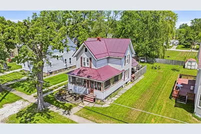 1633 W 5th Street, Ashtabula, OH 44004 - Photo 2