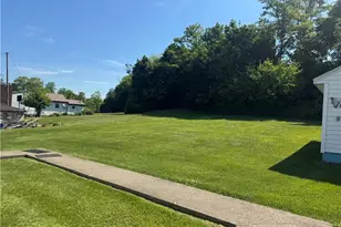 358 Hedges St, Hopedale, OH 43976 - Photo 12