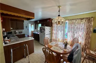 358 Hedges St, Hopedale, OH 43976 - Photo 4