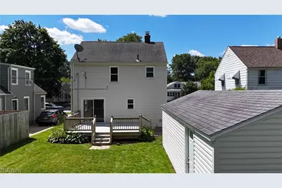 119 Monroe Avenue, Cuyahoga Falls, OH 44221 - Photo 2