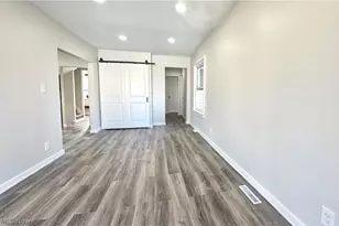 1536 Maine Ave, Lorain, OH 44052 - Photo 24