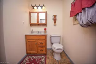 1683 Ridge Rd, Hinckley, OH 44233 - Photo 18