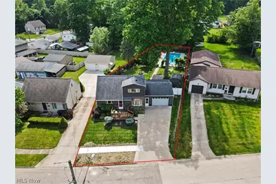 806 Tallkron Drive, Akron, OH 44305 - Photo 1