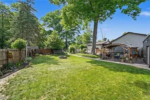 806 Tallkron Dr, Akron, OH 44305 - Photo 42