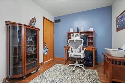 806 Tallkron Drive, Akron, OH 44305 - Photo 16