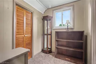 806 Tallkron Dr, Akron, OH 44305 - Photo 20