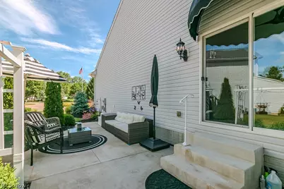 9072 Devonshire Drive, Olmsted Falls, OH 44138 - Photo 32