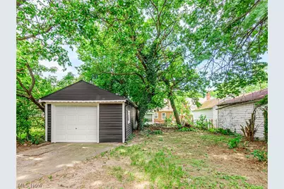 617 E 118th Street, Loveland, OH 44108 - Photo 4