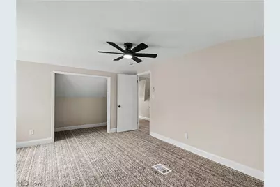 617 E 118th Street, Loveland, OH 44108 - Photo 18
