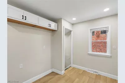 617 E 118th Street, Loveland, OH 44108 - Photo 12