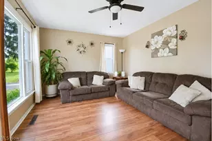 4738 Belle Meadow Rd, Mentor, OH 44060 - Photo 4