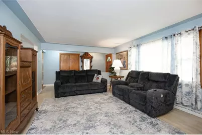 173 Terra Lane, Amherst, OH 44001 - Photo 6