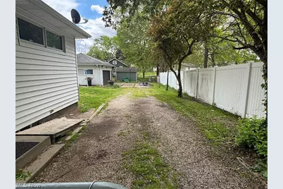 1274 Eastwood Avenue, Akron, OH 44305 - Photo 24