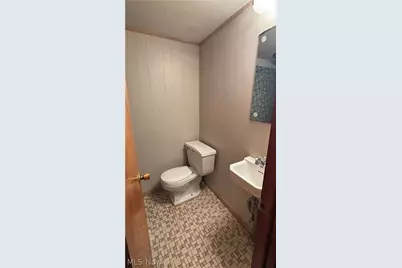 1274 Eastwood Avenue, Akron, OH 44305 - Photo 18