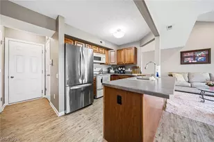 988 Tradewinds Cove, Painesville, OH 44077 - Photo 12
