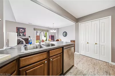 988 Tradewinds Cove, Painesville, OH 44077 - Photo 14