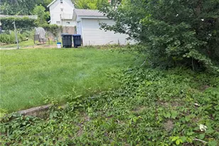 1011 Chalker St, Akron, OH 44310 - Photo 16