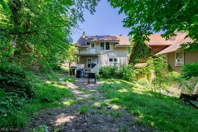 628 Lakemont Avenue, Akron, OH 44314 - Photo 8
