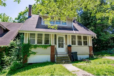 628 Lakemont Avenue, Akron, OH 44314 - Photo 2