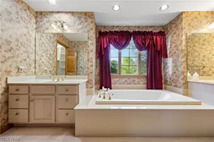 8335 Ravenna Rd, Twinsburg, OH 44087 - Photo 16