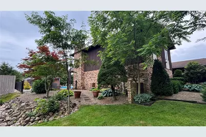 2648 Connecticut Court, Uniontown, OH 44685 - Photo 6