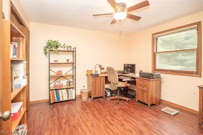 11507 Lela Avenue NW, Uniontown, OH 44685 - Photo 32