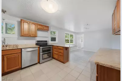 9505 Nita Lane, Streetsboro, OH 44241 - Photo 4