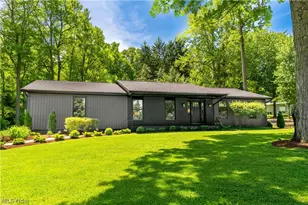 45 Hampshire Rd, Akron, OH 44313 - Photo 2