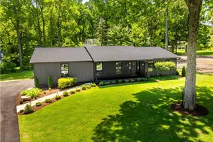 45 Hampshire Rd, Akron, OH 44313 - Photo 4