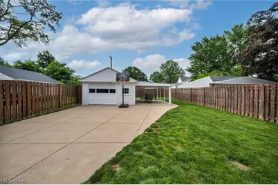 2699 Lincoln Avenue, Parma, OH 44134 - Photo 36