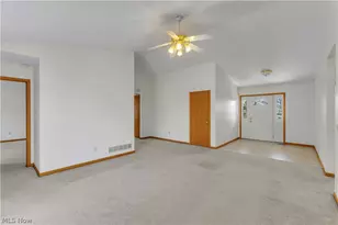 2122 Normandy Dr, Wooster, OH 44691 - Photo 4