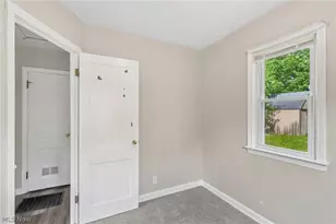 791 Eugene St, Akron, OH 44306 - Photo 18