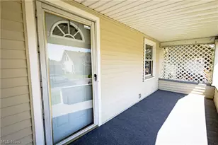 1209 Roslyn Ave SW, Canton, OH 44710 - Photo 32