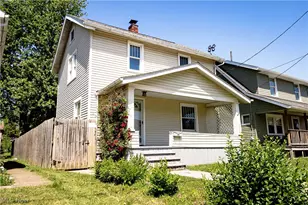 1209 Roslyn Ave SW, Canton, OH 44710 - Photo 2