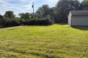 853 Swartz Rd, Akron, OH 44319 - Photo 8
