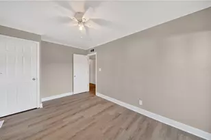 1020 Dawnwood Dr, Parma, OH 44134 - Photo 8