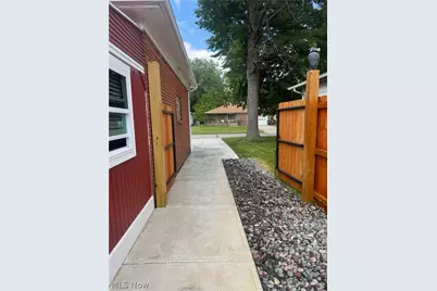 7287 Maplewood Road, Parma, OH 44130 - Photo 28