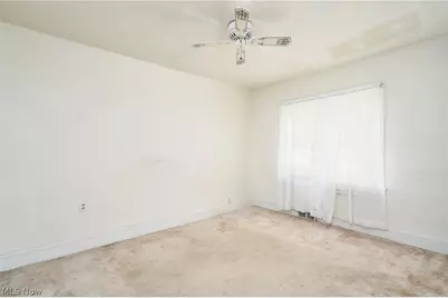 939 Lovers Lane, Akron, OH 44306 - Photo 12