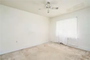 939 Lovers Ln, Akron, OH 44306 - Photo 12