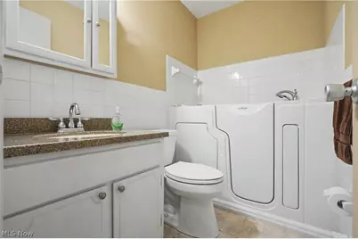3066 Kent Road #301, Stow, OH 44224 - Photo 20