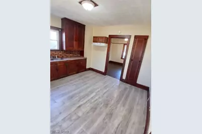 2222 Birch Street, Youngstown, OH 44507 - Photo 8
