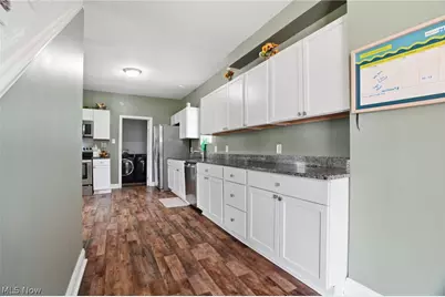 521 High Street, Fairport Harbor, OH 44077 - Photo 8